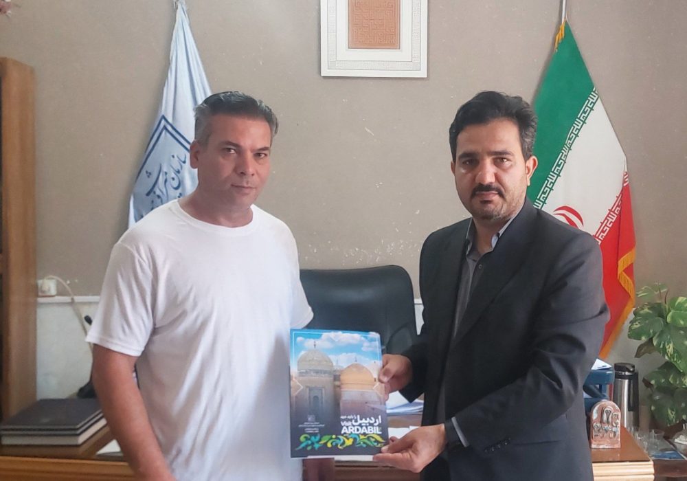 صدور نخستین پروانه مجموعه‌داری سکه و اسکناس در مشگین‌شهر