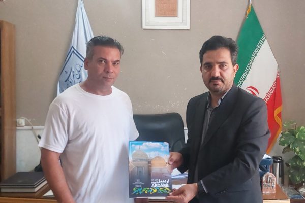 صدور نخستین پروانه مجموعه‌داری سکه و اسکناس در مشگین‌شهر