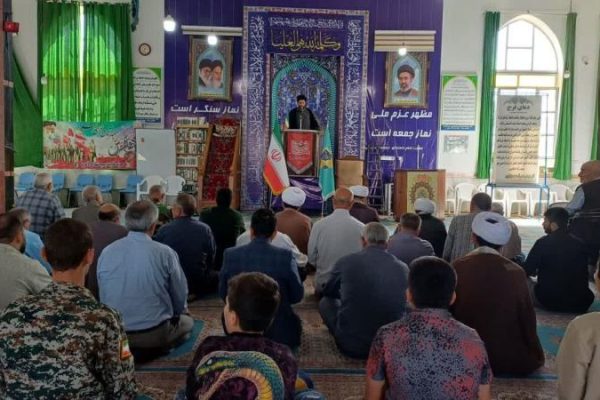 امام جمعه لاهرود: انتقام خون امام شهید را می‌گیریم