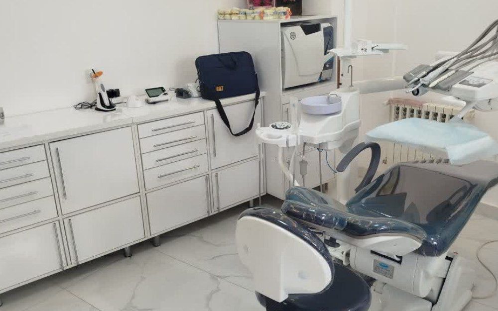 پلمب یک محل دندانپزشکی غیرمجاز در مشگین‌شهر