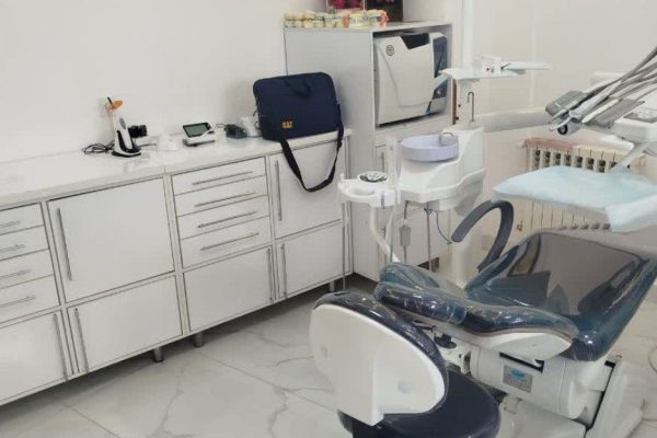 پلمب یک محل دندانپزشکی غیرمجاز در مشگین‌شهر
