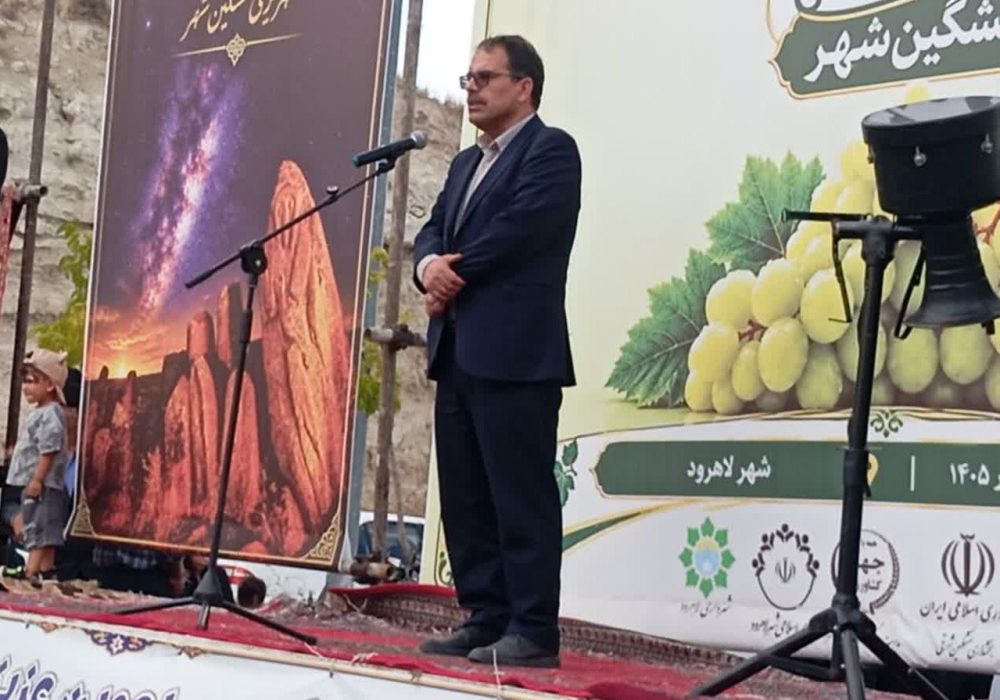 ۲۲۰۰ هکتار از اراضی مشگین‌شهر زیر کشت انگور است/ ضرورت توسعه صنایع تبدیلی